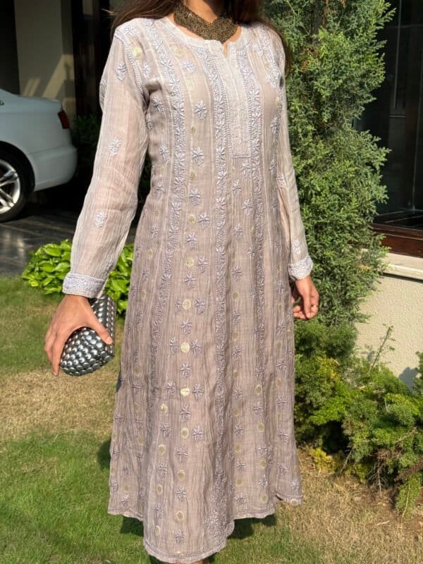kali chikankari kurta grey 3
