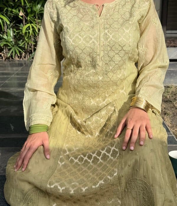 kali chikankri kurta pista green 5